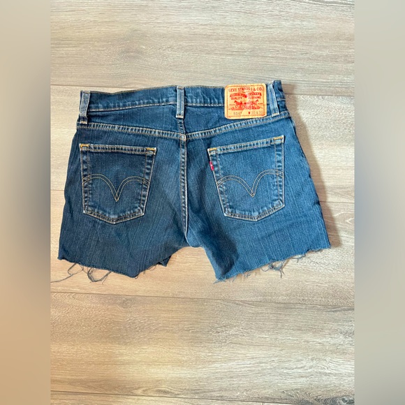 Levi’s short jeans - Picture 2 of 2